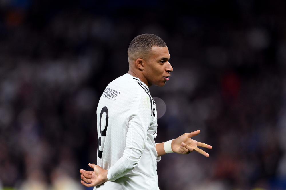 再次出現在 再次出現在