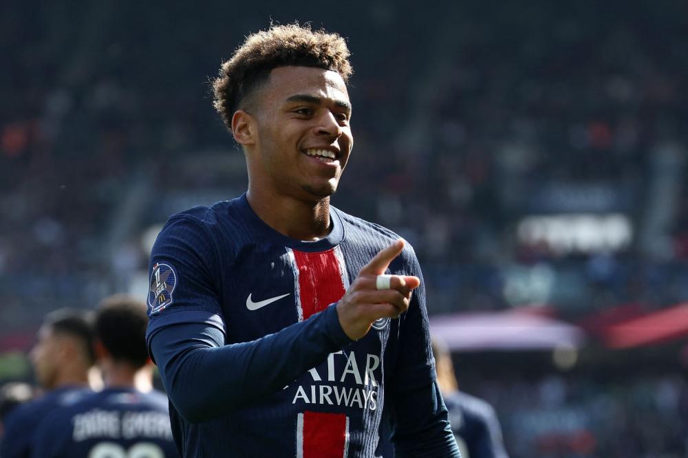 正在扛起国 正在扛起国